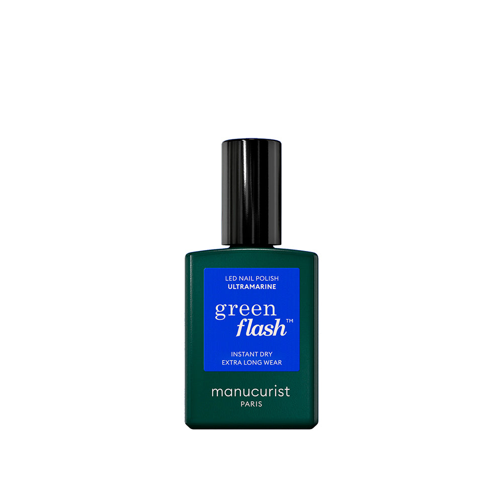 Ultramarine Manucurist leuchtendes blau
