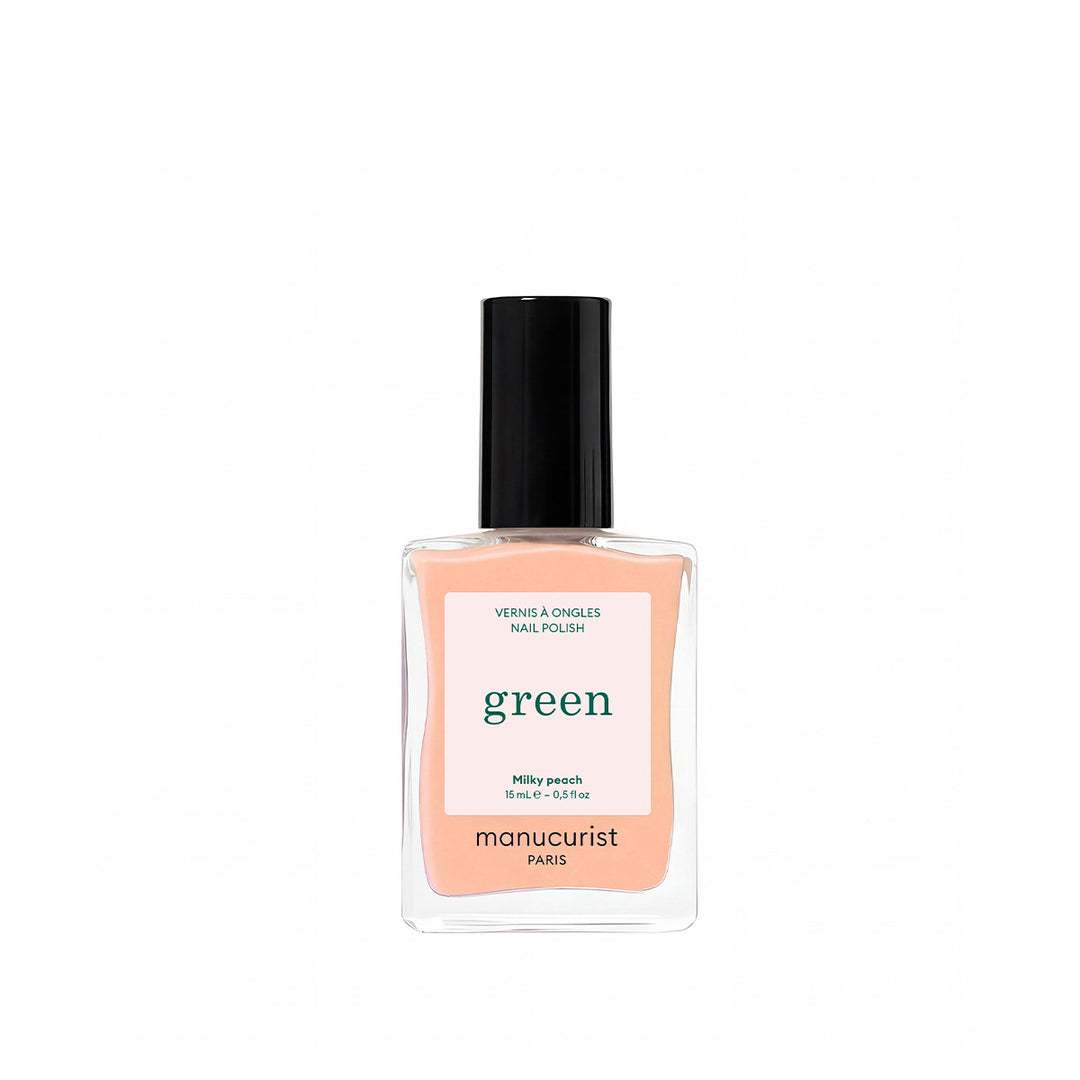 Natural nails, elegant minimalistic Nails, fall nails, peach nails, soft nude nails Manucurist Green Milky Peach