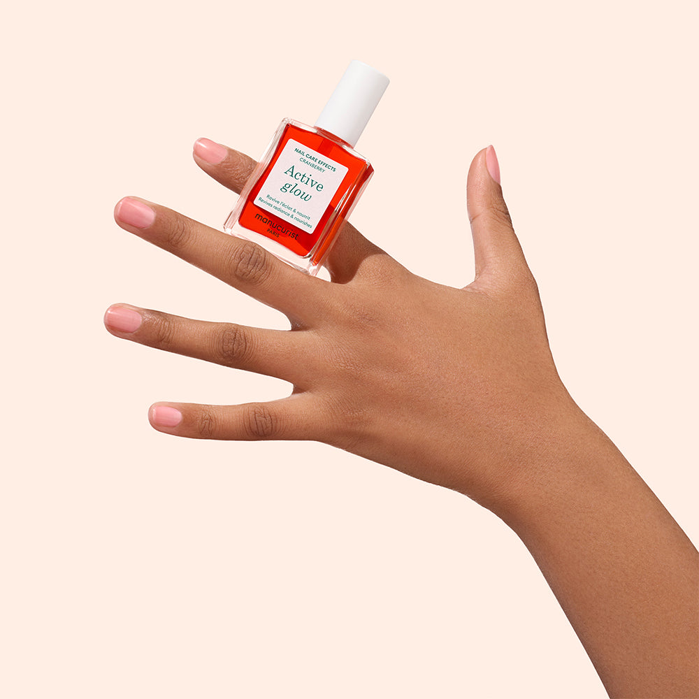 Manucurist Active Glow Cranberry rot Nagellack und Pflege