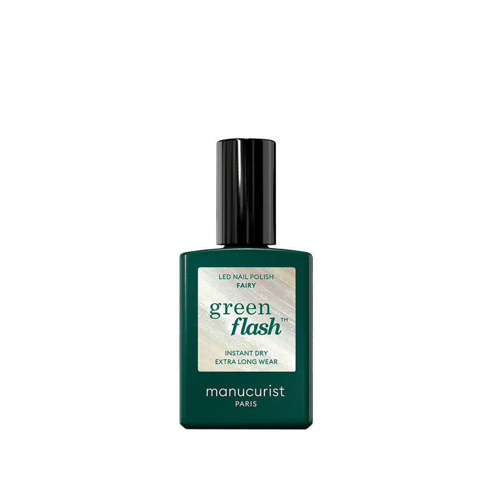 Manucurist Green Flash Fairy glänzend weißer Nagellack für die Wintermonate mit pflegender Wirkung. 
manucurist green flash nagellack für zuhause