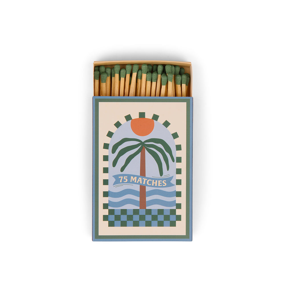 Paddywax Streichhölzer Palm – dekorative Streichholzschachtel mit Palmen-Design, praktische Ergänzung zu Duftkerzen und ideales Geschenk-Accessoire.
